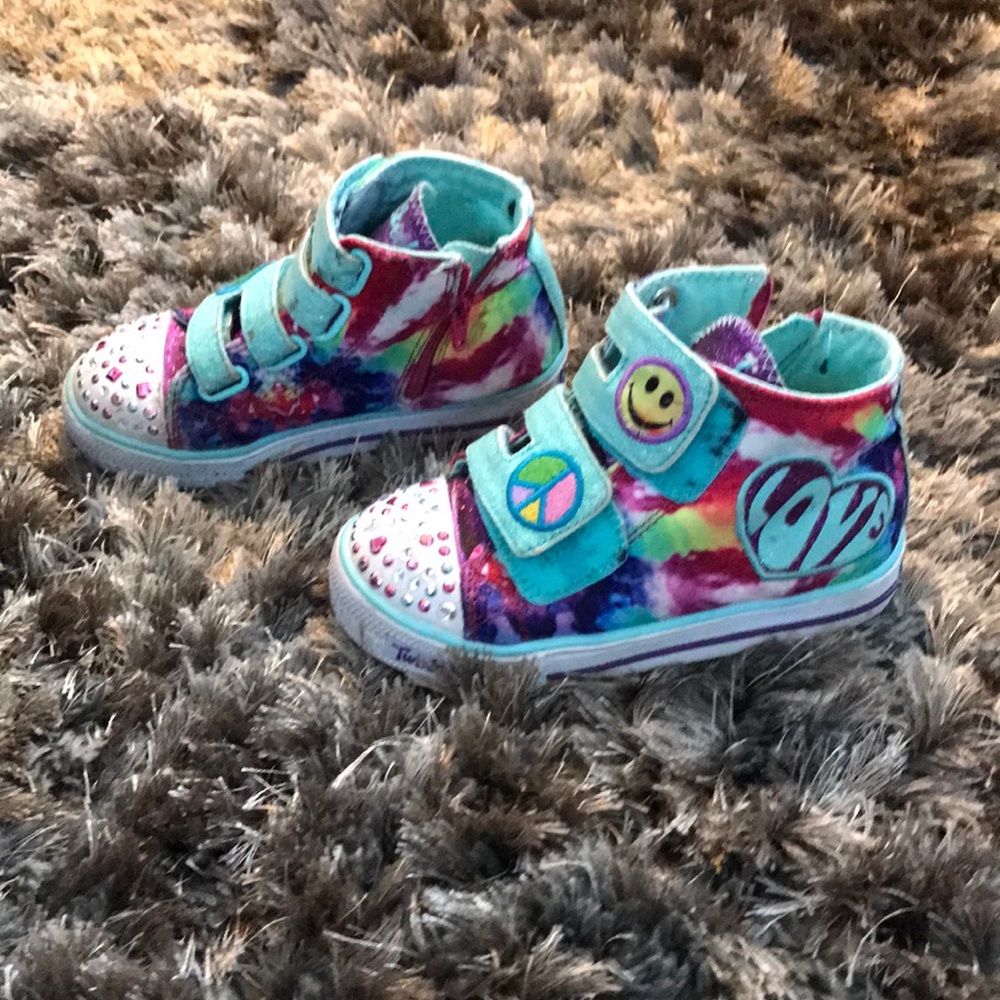 2 pairs of High Top sneakers - Picture 8 of 8